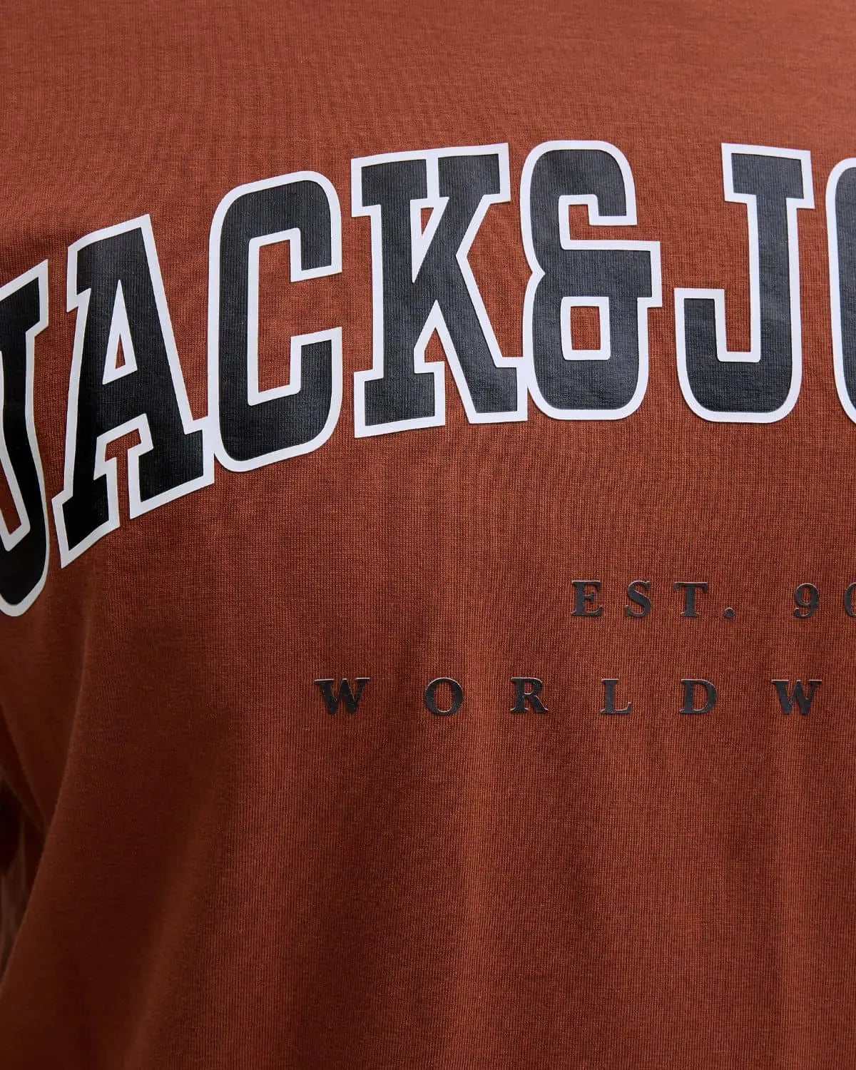Velké pánské bavlněné tričko s nápisy Jack &amp; Jones 12258871 hnědé