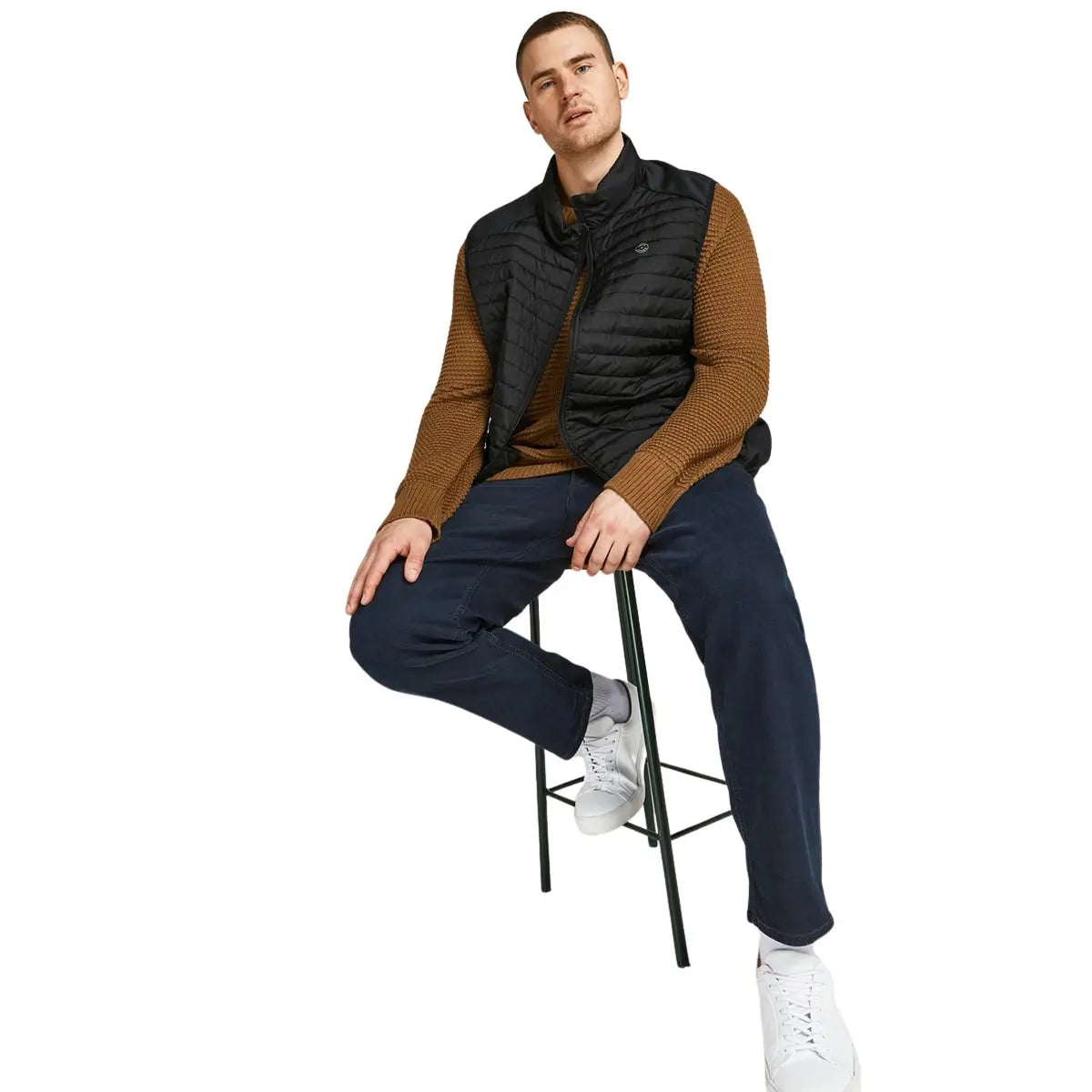 Duży męski bezrękawnik kamizelka ze stójką Jack &amp; Jones 12205347 czarna