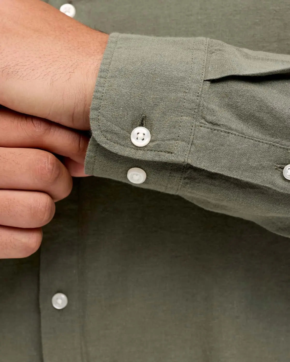 Duża męska koszula gładka lniana z długim rękawem stójka Jack &amp; Jones 12294544 khaki