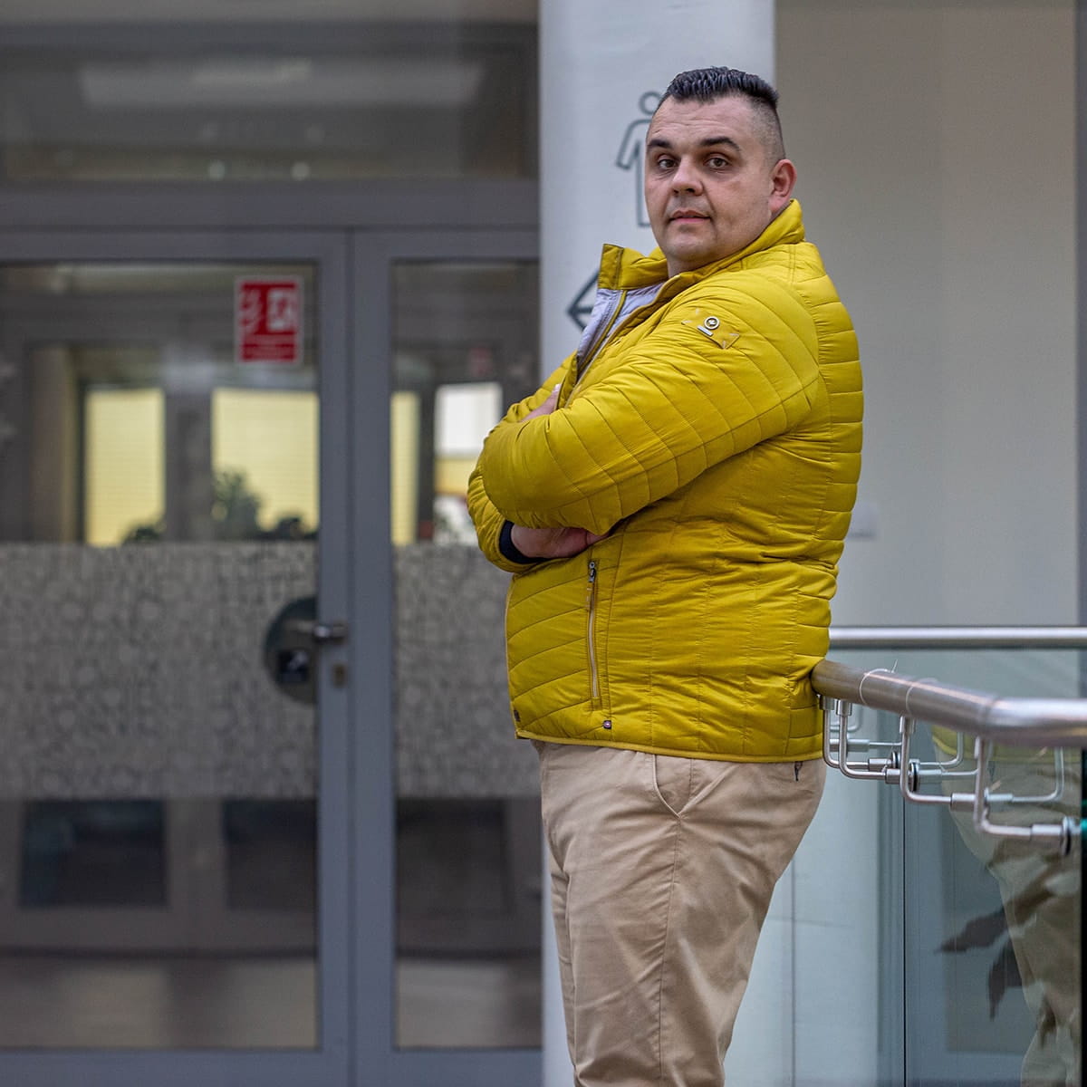 Pánská velká celoroční lehká bunda Redpoint Walker žlutá