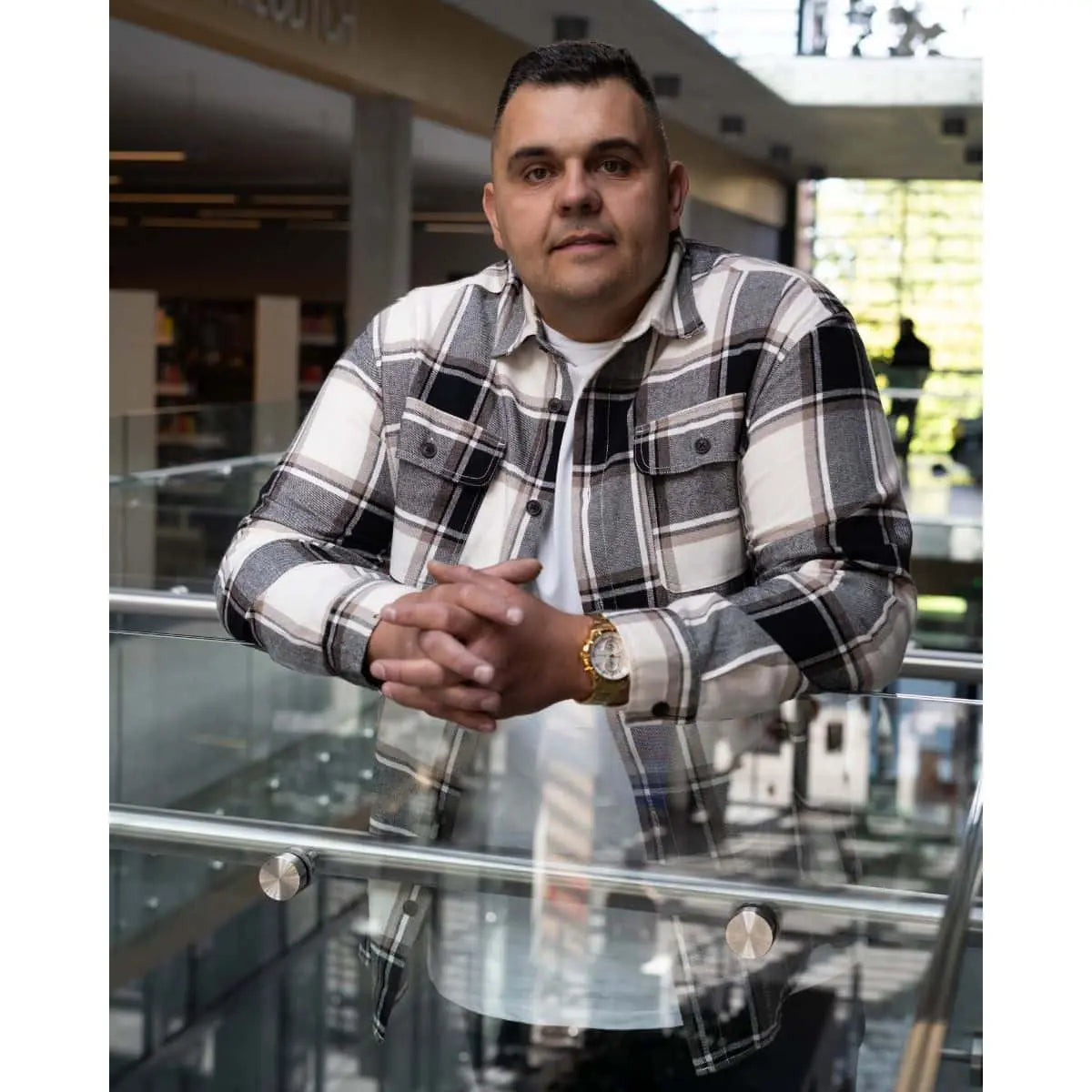 Velká pánská flanelová košile s dlouhým rukávem v kostce Jack &amp; Jones 12284616 krémově-šedá
